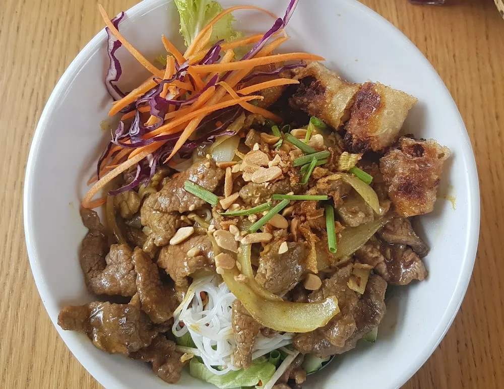 Bo Bun Nems Au Porc Et Boeuf